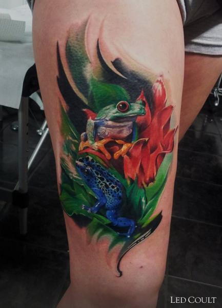 Green and Blue Frogs Realistic tattoo by Led Coult