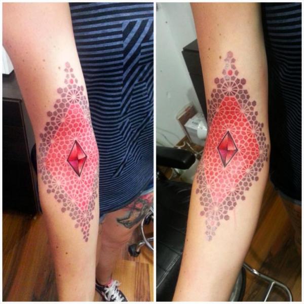 Red Rhombus Dotwork tattoo by 2vision Estudio