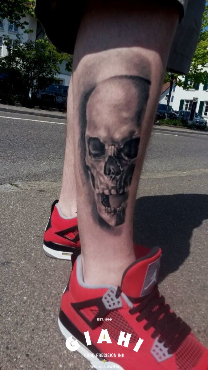Angry Yelling Skull tattoo by Goran Petrovic