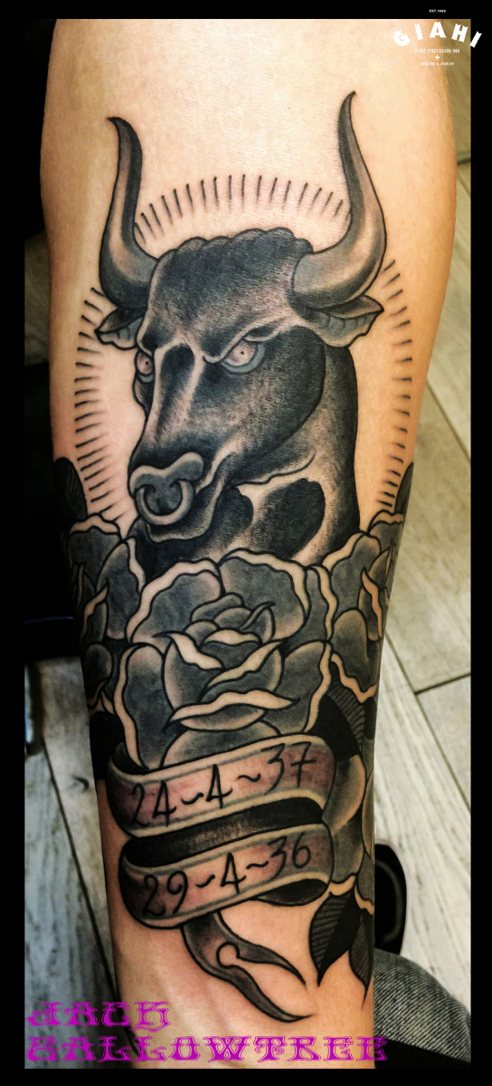 52 Great Looking Bull Tattoos For Arm