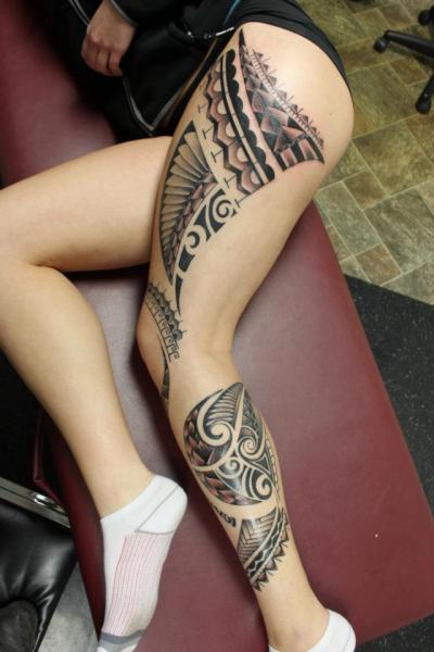Nice Leg Blackwork Abstraction tattoo by Tantrix Body Art