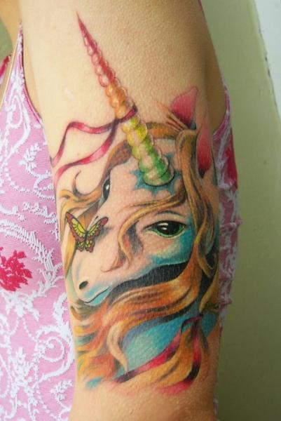 Rainbow Horn Unicorn tattoo by Sasha Unisex