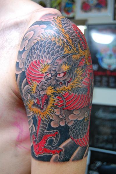 15 Cool Dragon Stomach Tattoos  Tattoo Designs  TattoosBagcom