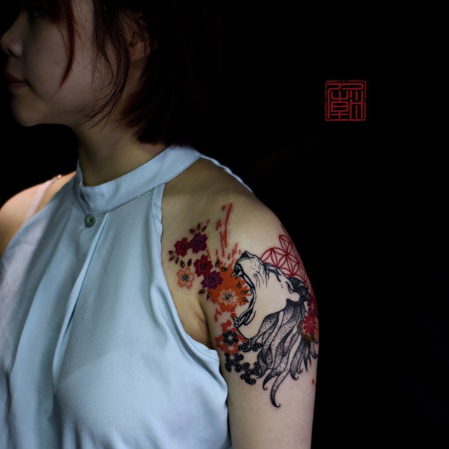 Red Moon Behind Wolf Profile Best Temporary Tattoos| WannaBeInk.com