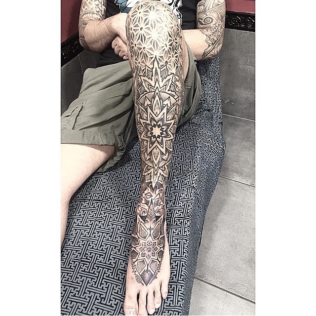 Awesome Tracery Leg Tattoo