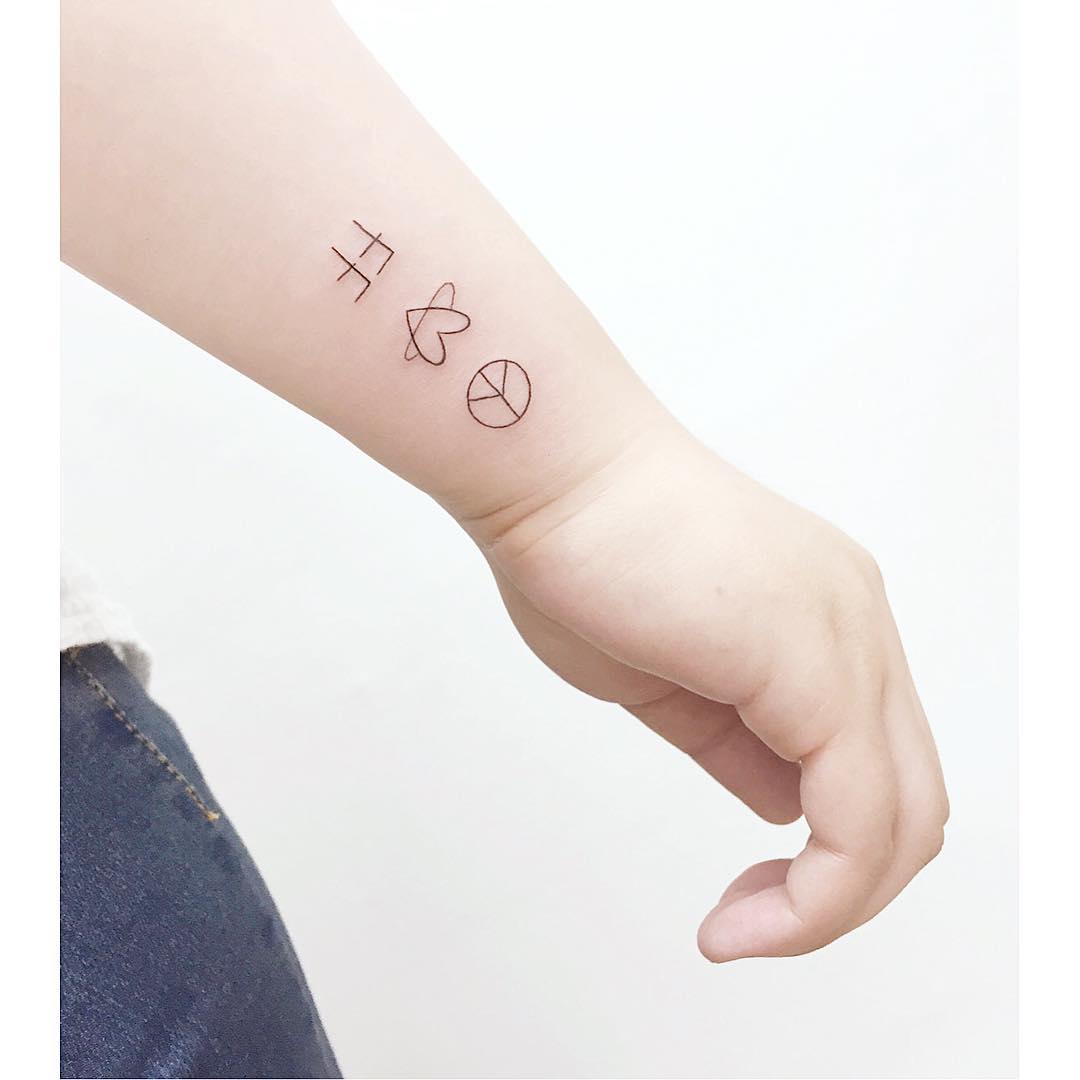 Sister Infinity Symbol Temporary Tattoo (Set of 3) – Small Tattoos