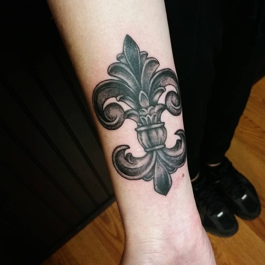 Fleur De Lis Tattoo