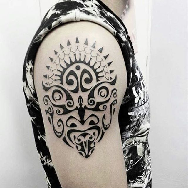 Maori Face Tattoo by Oon Tat
