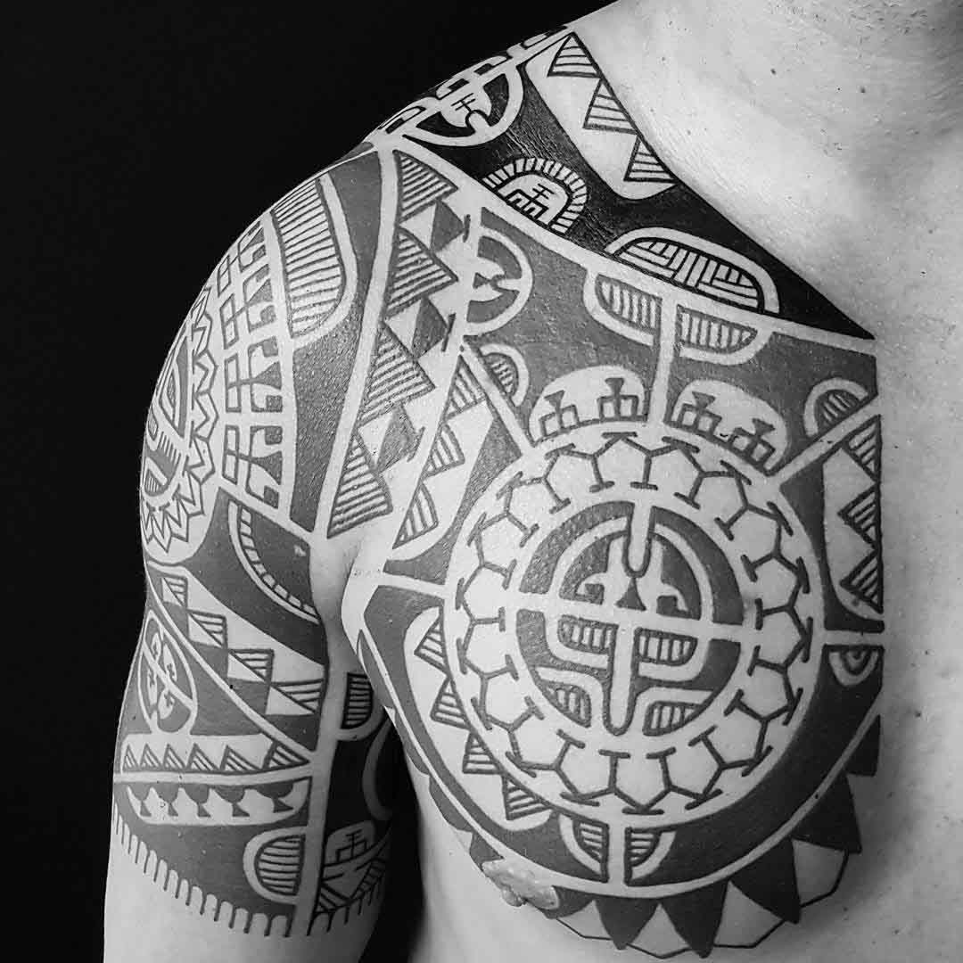 10+ Polynesian Chest Tattoo Stock Illustrations, Royalty-Free Vector  Graphics & Clip Art - iStock