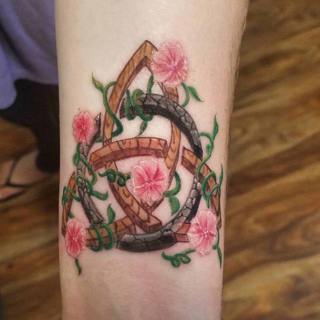 Sanctum Designs Tattoo Theatre - Had fun doing this 'Chi Rho with trinity  knot' yesterday. To book an appointment, give me a call on 071 489 0520 or  you can upload your