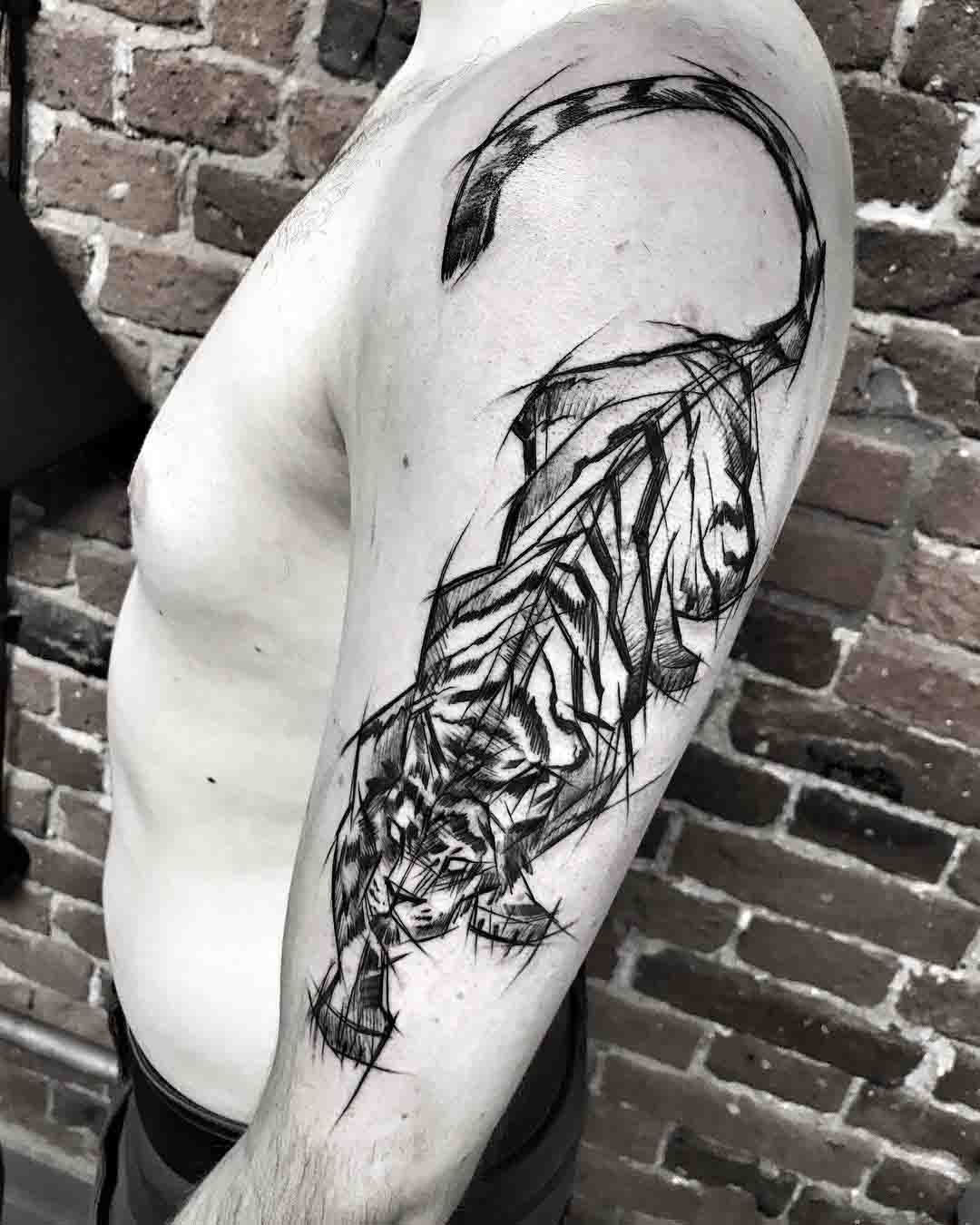 shoulder tattoo tiger