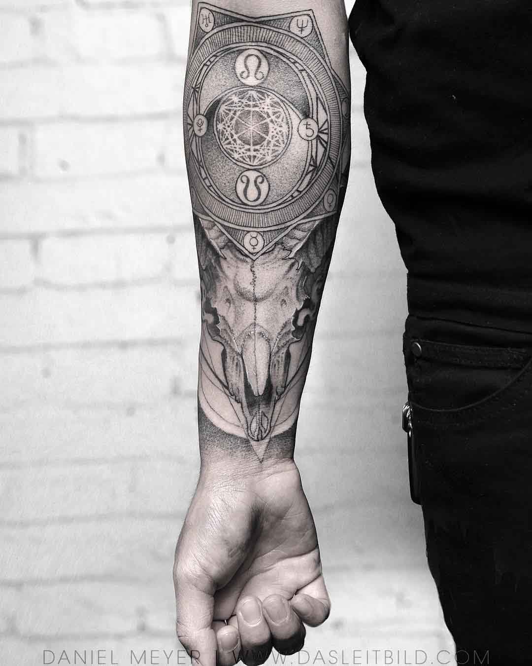 arm tattoo animal skull