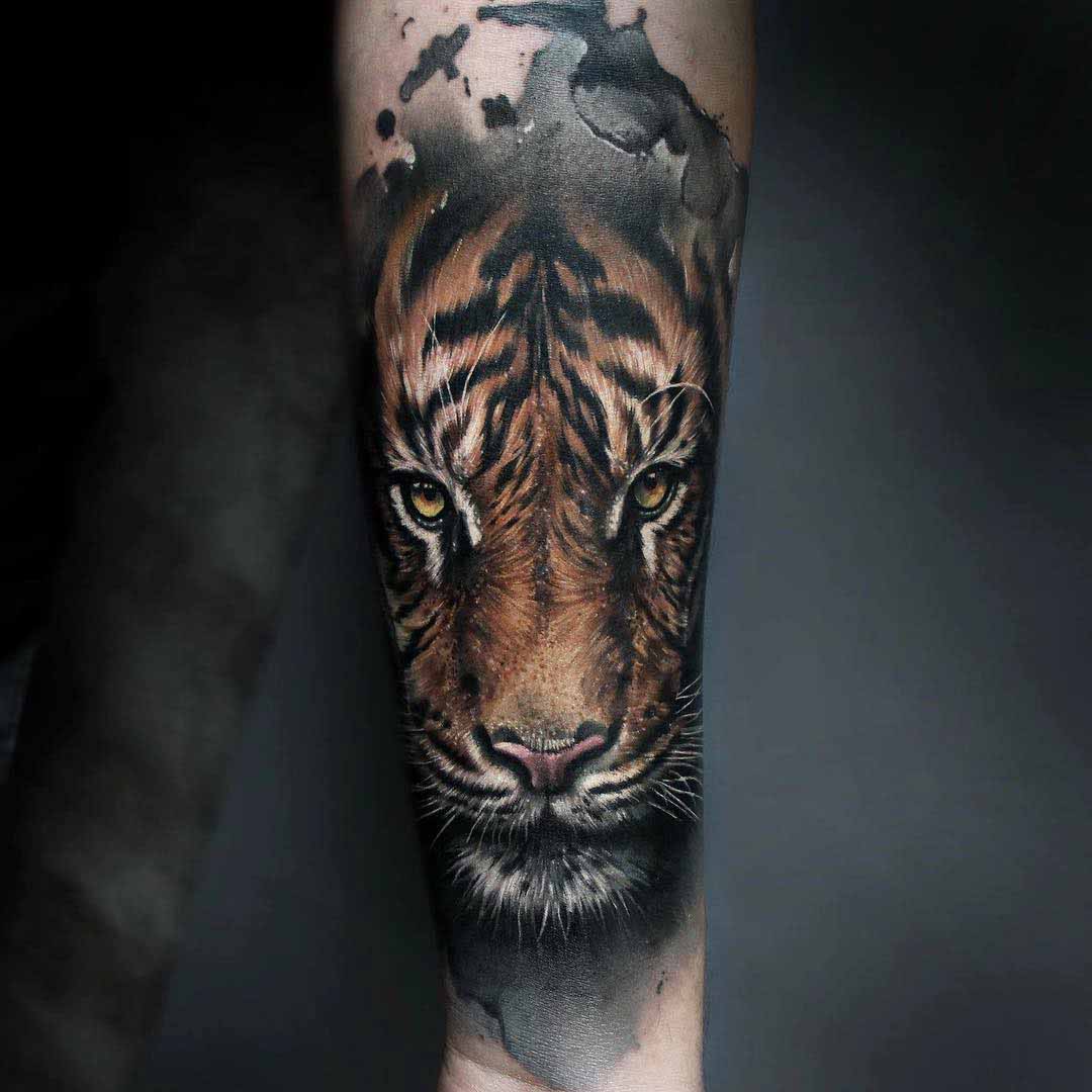 arm tattoo realistic tiger
