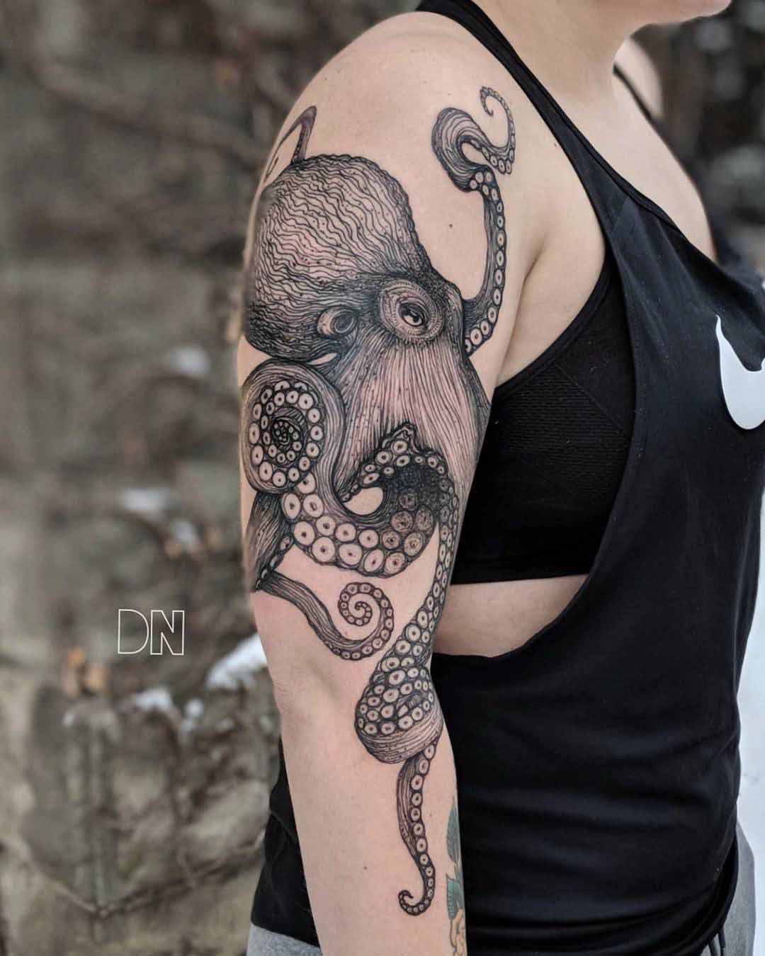 octopus tattoo shoulder