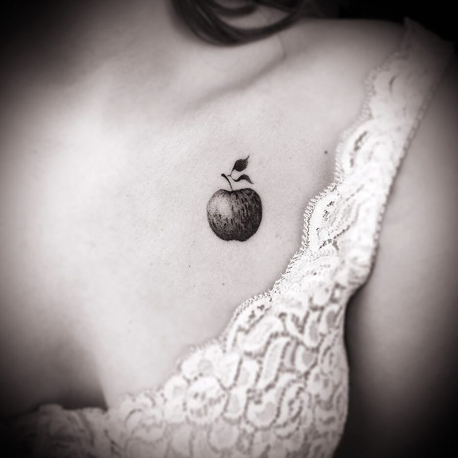 tiny apple tattoo