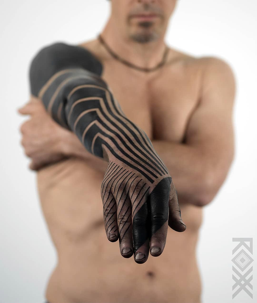blackwork tattoo sleeve