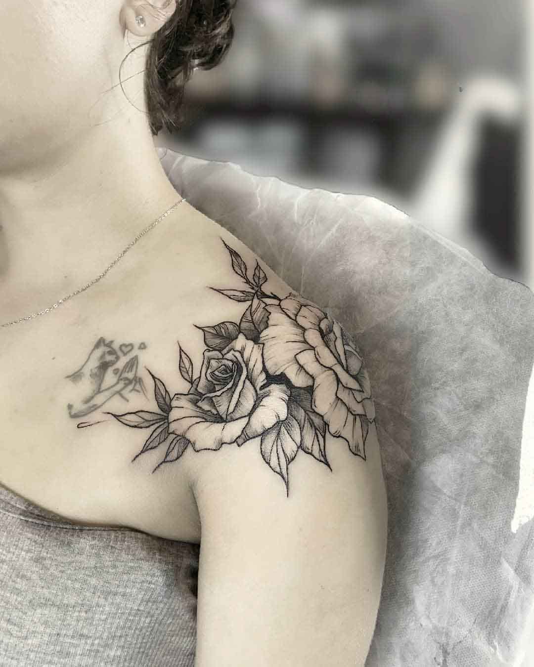 Rose Shoulder Tattoo - Best Tattoo Ideas Gallery